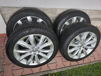 Volkswagen r18 - 4