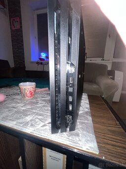 Predam ps4 pro - 4