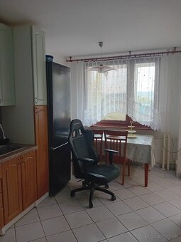 Prenájom 3-oj izboveho bytu - 4