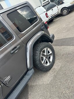 Jeep wrangler - 4