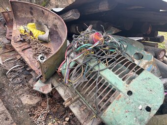 Predám Kabinu na Zetor 50 - 4