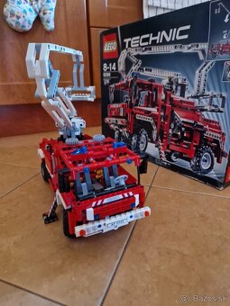 Technic 8289 - 4