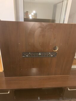 Skrinka pod televízor - 4