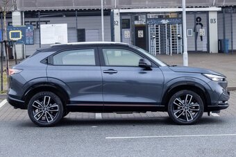 Honda HR-V E:HEV 1.5 i-MMD (2024) - 4
