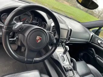 Porsche cayenne - 4