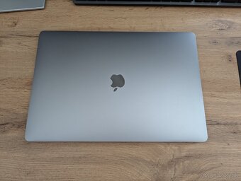 MacBook Pro 16 i9, 16Gb, 1TB - 4