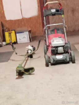 Krovinorez stihl a kosačka hecht - 4