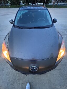 Mazda 3 - 4