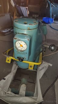 Hydraulický lis CDC 2 - 4