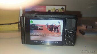 Sony-ZV1 - 4