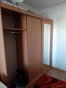 Skriňa obývacia stena - 4