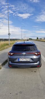 Renault Megane IV grandtour - 4