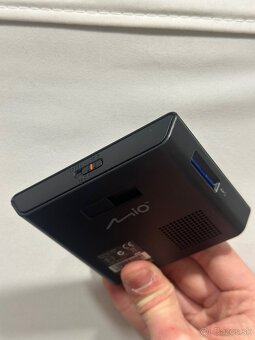 Predám GPS navigáciu Mio Moov 200 - 4