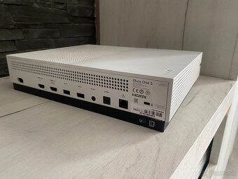 Xbox One S 500Gb - TOP STAV - 4