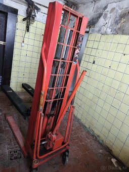 Vysokozdvižný paletový vozík -mechanický - 4