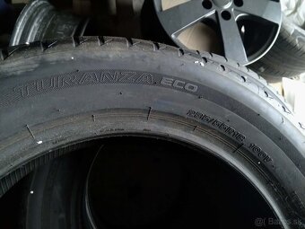 235/55 R 18 100 V letné. - 4