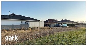 AARK: Stavebný pozemok - 606 m², Trakovice - 4