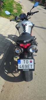Aprilia Shiver 900 - 4