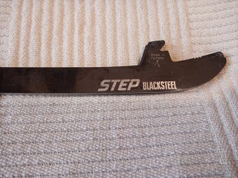 Predam noze CCM Black Steel. - 4