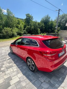 Kia Ceed SW 1.6 CRDI GT- Line Platinum - 4
