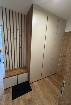 Na predaj krásny 3-izbový byt (66 m²) po kompletnej rekonštr - 4