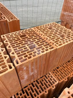 Predám tehly Porotherm profi - dohoda možná - 4