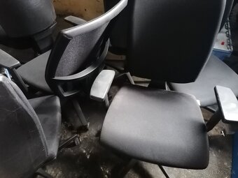 kancelárska stolička - 4