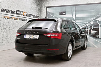 Škoda Superb Combi 2.0 TDI SCR Executive DSG - 4