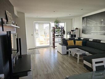 Na predaj moderný 4-izbový rodinný dom v krásnej obci Valča - 4