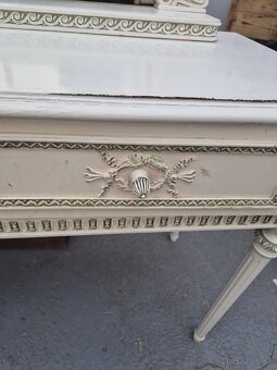 Predam toaletny stolik - 4