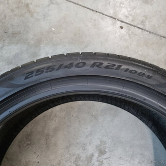 Letné pneumatiky 255/40 R21 PIRELLI - 4
