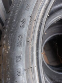 275/35R19 100Y DOT3620 Pirelli PZERO - 4