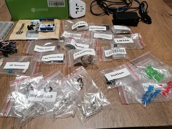 Arduino Uno starter Kit - 4
