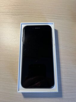 Apple Iphone SE 2022 128 GB - 83% - 4
