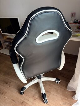 Herné kreslo na predaj – 30 € - 4