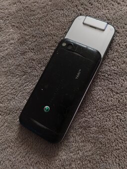 Sony ericsson Yari u100i - RETRO - 4