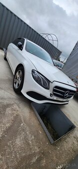 Mercedes benz E220d W213 2017 - 4