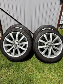 originálne disky VW Golf VII s letnými pneu – VW Dijon - 4