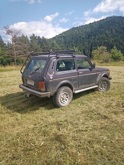 Lada Niva 1.7 - 4