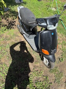 Predám skúter Piaggio Zip 50 - 4