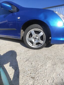 Honda civic 7g 1.6vtec 81kw - 4