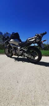 Yamaha FZ6 - 4
