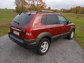 Hyundai Tucson 2.0 CRDi - 4