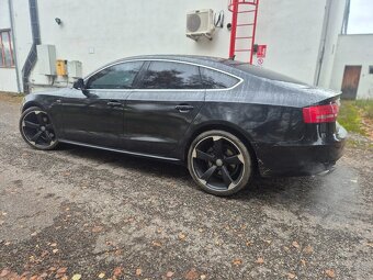 Predám náhradné diely na Audi A5 Sportback - 4