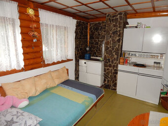 SPEKTRUM REALITY- Na Predaj záhradná chata s pozemkom 464 m2 - 4