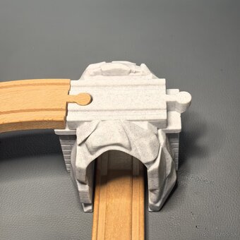 Predám tunel k dreveným koľajniciam - 4