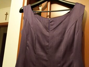 Dlhé spoločenské šaty so štólou - 4