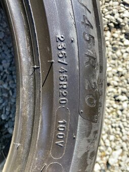 Michelin letné 235/45R20 - 2ks - 4