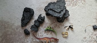 Súprava dinosaurov s jaskynou schleich - 4