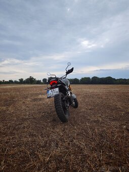 Triumph Scrambler 400x - 4
